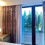 Silver Mountain, Duplex 3 - 250 Mp Luxury Garden - Poiana Apartment