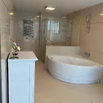 Silver Mountain, Duplex 3 - 250 Mp Luxury Garden - Poiana Apartment